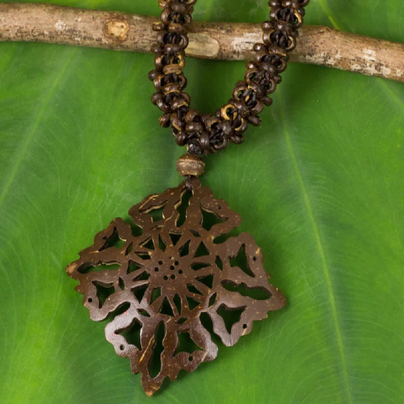 women short necklaces -Handmade Coconut Shell 'Diamond Sun' Necklace (Thailand)