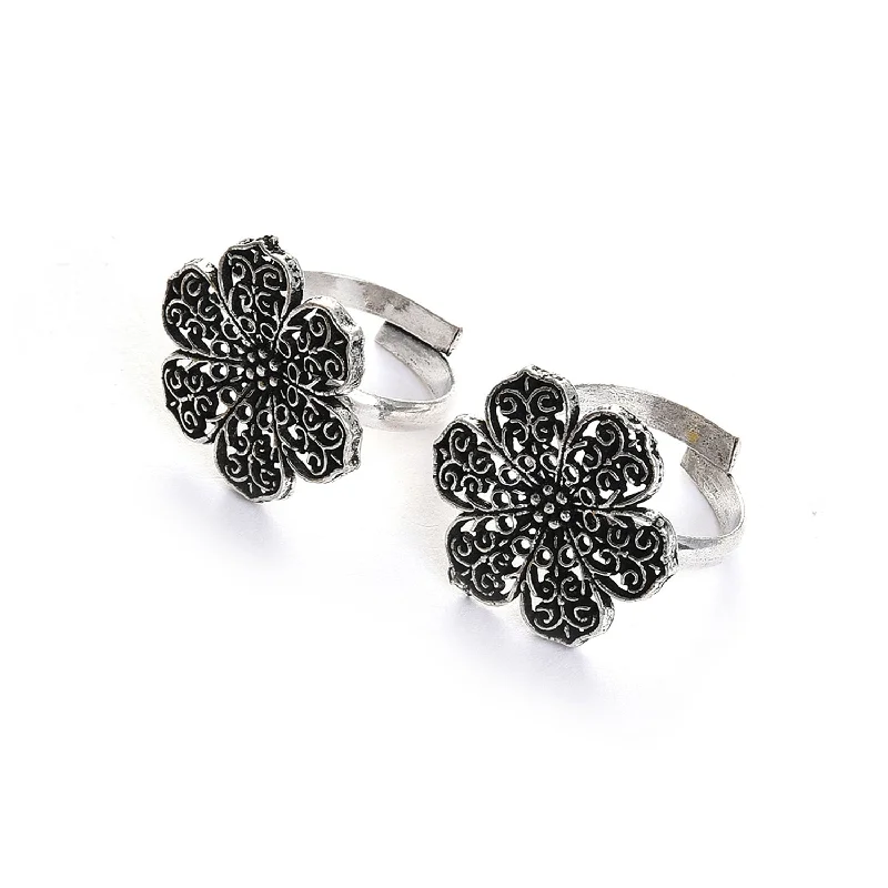 women silver engagement rings -Oxidised Toe Rings