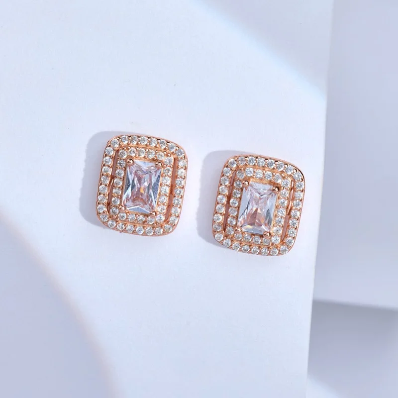 women dazzling earrings -92.5 Silver Earring 176550